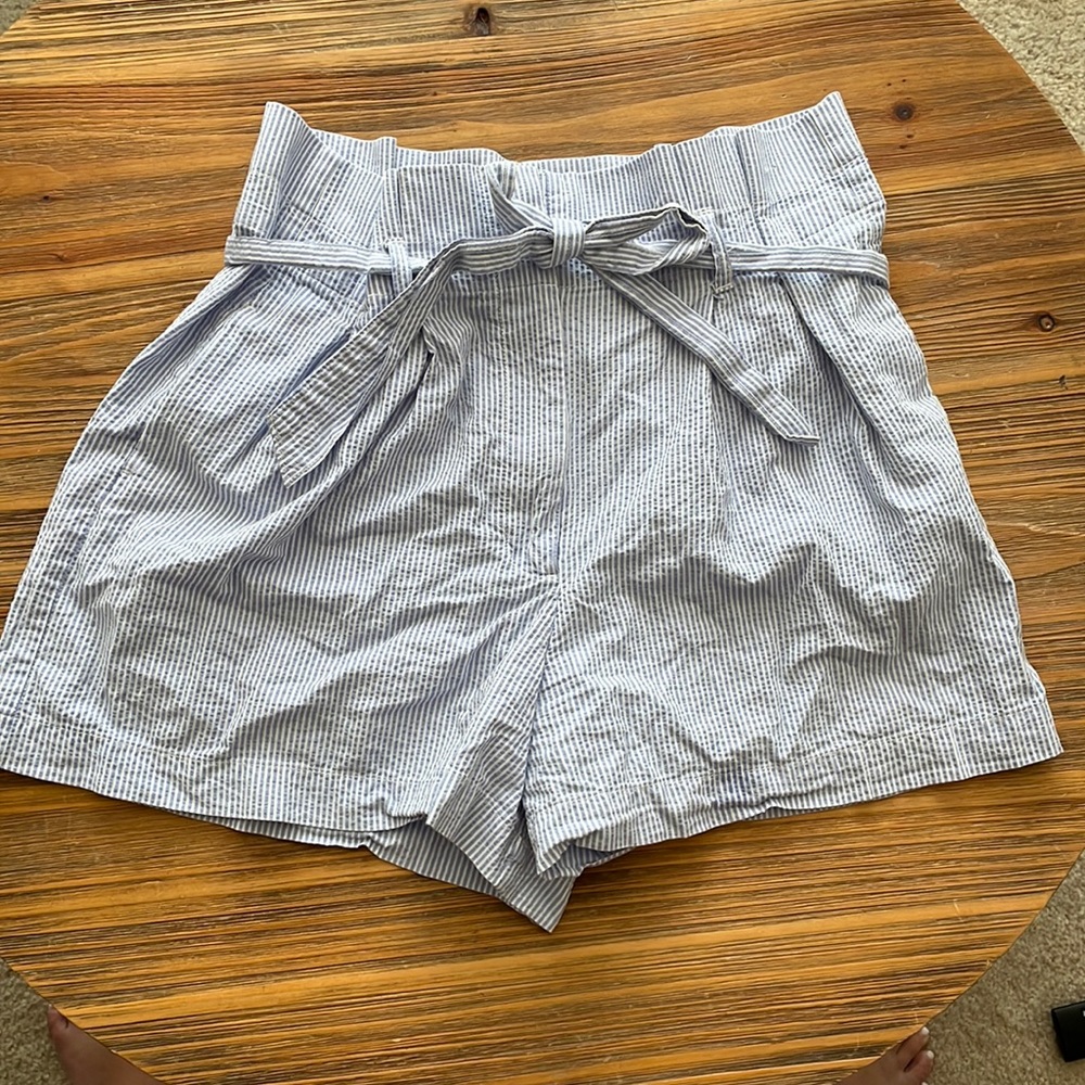 JCREW LINEN SHORTS • SZ 12